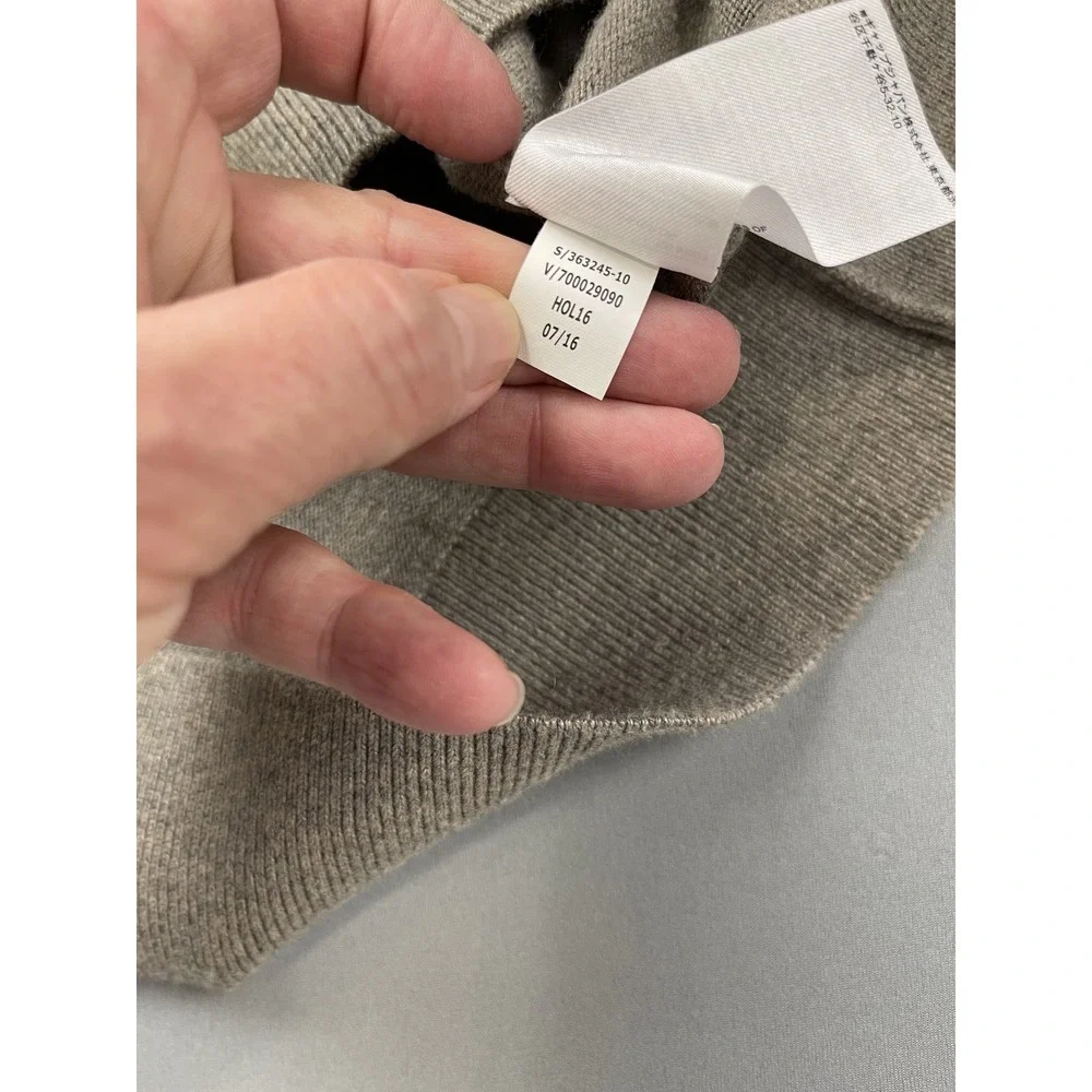 Banana Republic Men's M V-Neck Sweater Premium Luxe‎ Yarn Cotton Silk Blend Tan